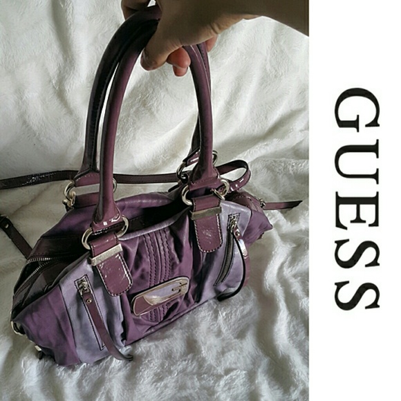 *Like-New* Violet G by Guess Emblem Handbag - Picture 6 of 7